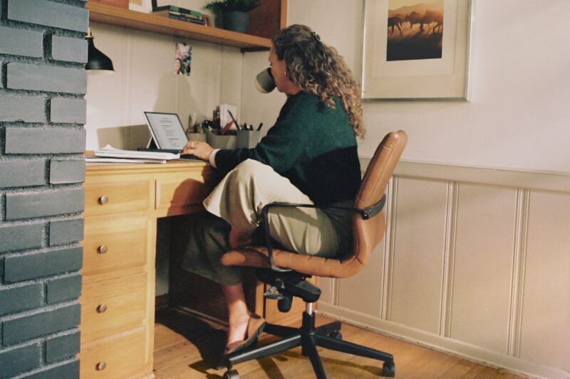 What New Data Reveals About Hybrid and Office Trends